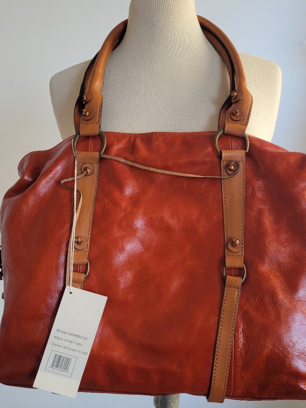 CLEARANCE - HYPE Genuine Leather Large Brown Glazed Tassel Shoulder Bag - NWT - Picture 2 of 16